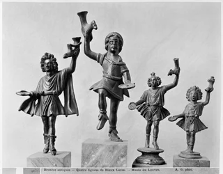 Čtyři postavy Lar (bronz)